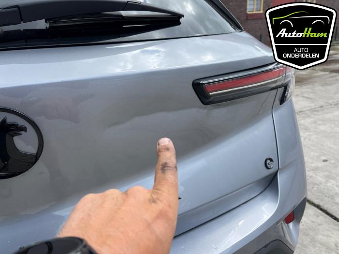 Opel Mokka Mokka-e, Electric 50 kWh Skrotfordon (2022, GRIJS)