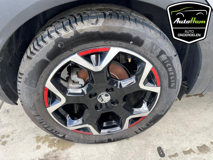 Opel Mokka Mokka-e, Electric 50 kWh Skrotfordon (2022, GRIJS)