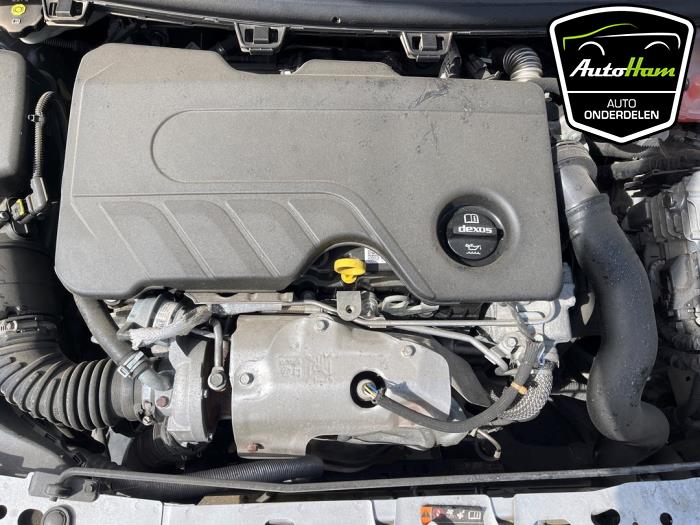 Opel Astra K Sports Tourer 1.6 CDTI 110 16V Sloopvoertuig (2016, Zilvergrijs)