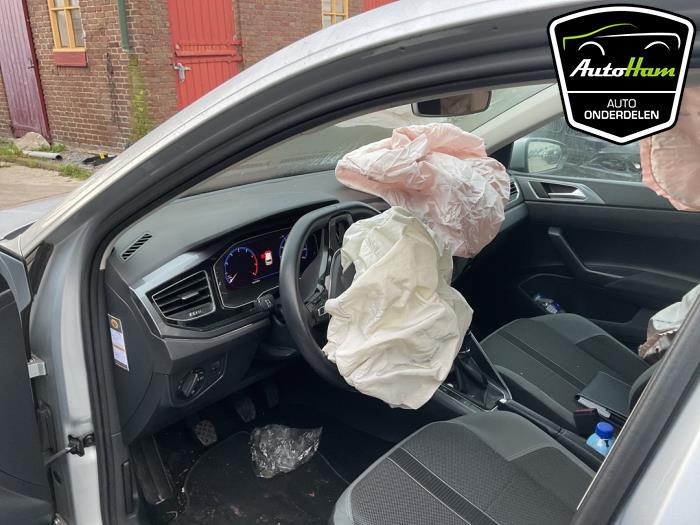 Volkswagen Polo VI 1.0 TSI 12V Samochód złomowany (2018, Szary)