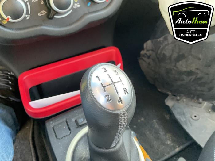 Renault Twingo III 1.0 SCe 70 12V Sloopvoertuig (2016, Zwart)