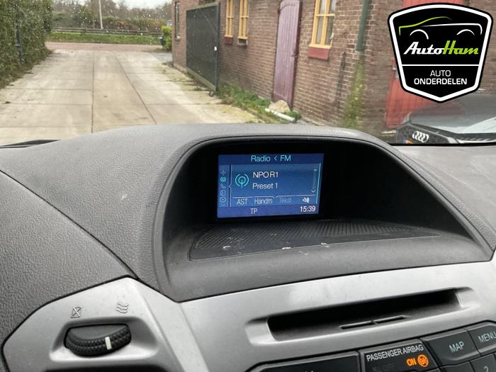 Ford Transit Custom 2.2 TDCi 16V Skrotfordon (2014, ZILVERGRIJS)