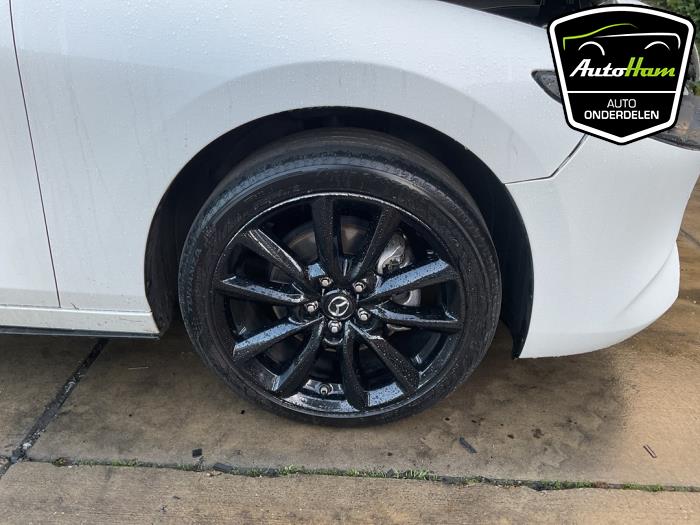 Mazda 3 Sport 2.0 SkyActiv-X M Hybrid 16V Sloopvoertuig (2023, Wit)