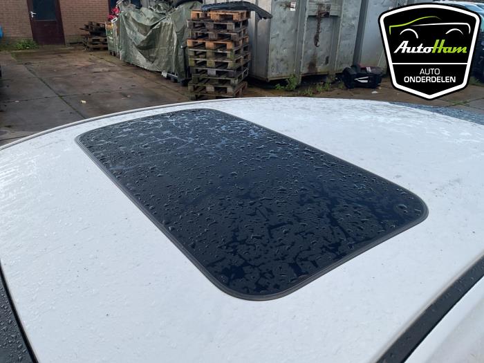 Mazda 3 Sport 2.0 SkyActiv-X M Hybrid 16V Sloopvoertuig (2023, Wit)