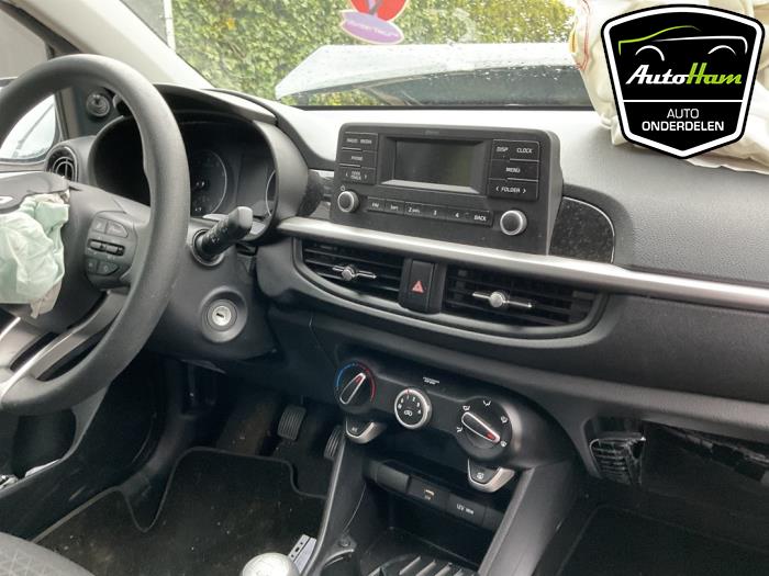 Kia Picanto 1.0 DPi 12V Skrotfordon (2023, ZWART)