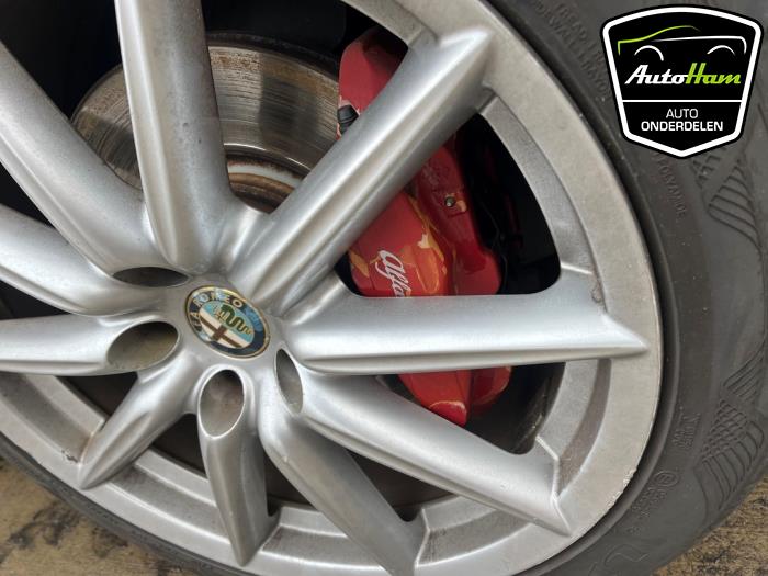 Alfa Romeo 159 3.2 JTS V6 24V Q4 Sloopvoertuig (2008, Zwart)