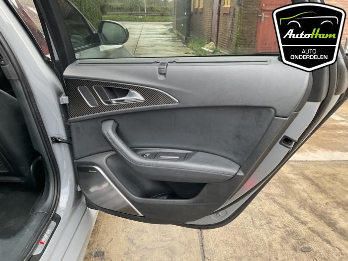 Audi RS 6 Avant 4.0 V8 TFSI 32V Skrotfordon (2015, GRIJS)