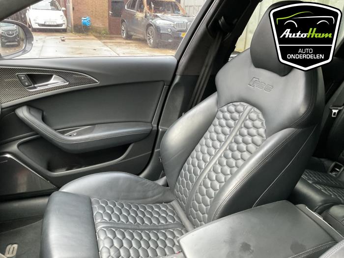 Audi RS 6 Avant 4.0 V8 TFSI 32V Skrotfordon (2015, GRIJS)