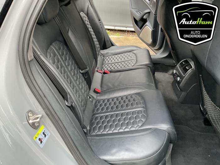 Audi RS 6 Avant 4.0 V8 TFSI 32V Skrotfordon (2015, GRIJS)