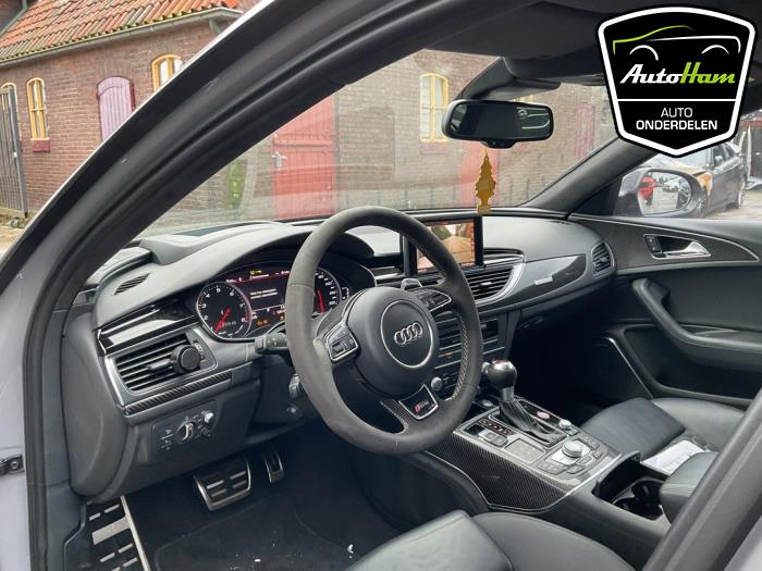 Audi RS 6 Avant 4.0 V8 TFSI 32V Skrotfordon (2015, GRIJS)