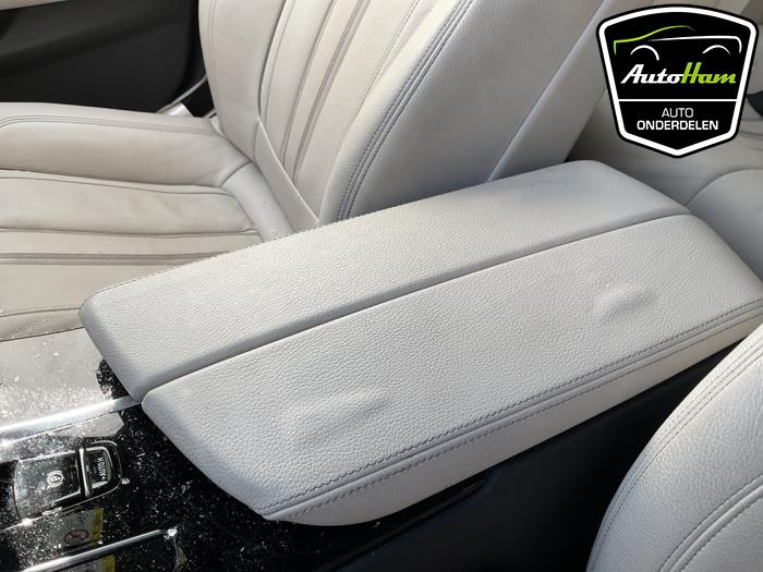 BMW 5 serie Touring 530i 2.0 TwinPower Turbo 16V Mild Hybrid Skrotfordon (2021, ZWART)