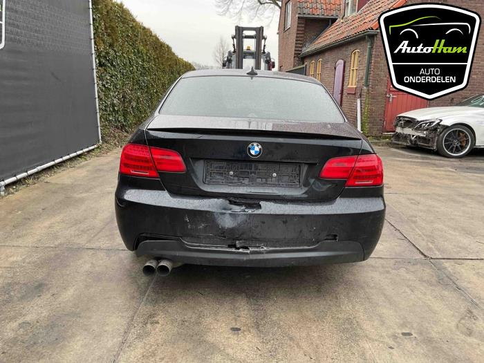BMW 3 serie 325i 24V Sloopvoertuig (2011, Zwart)