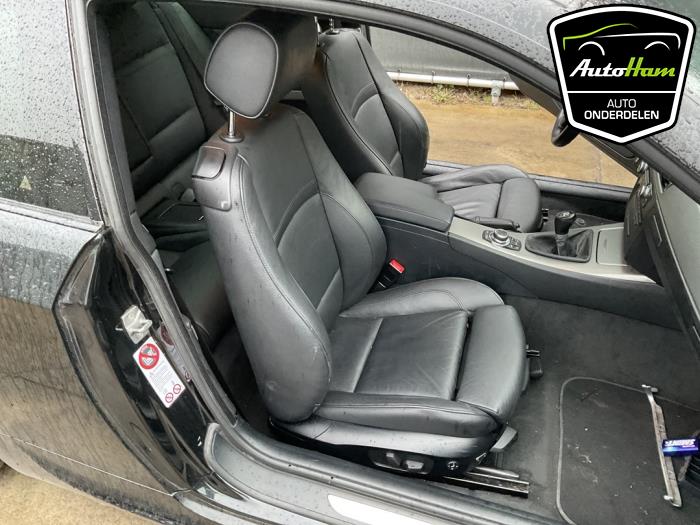 BMW 3 serie 325i 24V Sloopvoertuig (2011, Zwart)