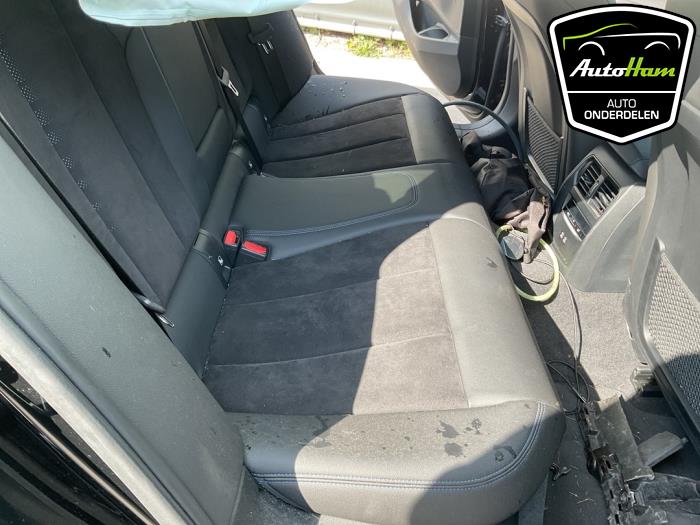 BMW 3 serie Touring 330e 2.0 TwinPower Turbo 16V Sloopvoertuig (2023, Zwart)