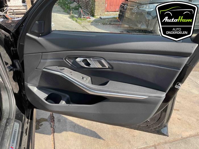 BMW 3 serie Touring 330e 2.0 TwinPower Turbo 16V Sloopvoertuig (2023, Zwart)