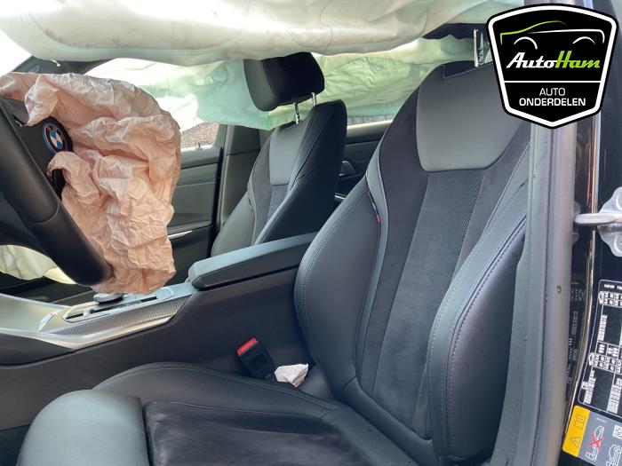 BMW 3 serie Touring 330e 2.0 TwinPower Turbo 16V Sloopvoertuig (2023, Zwart)