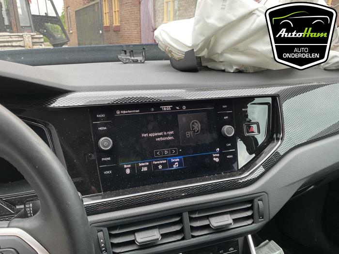 Volkswagen Polo VI 1.0 TSI 12V Skrotfordon (2022, BLAUW)