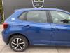 Volkswagen Polo VI 1.0 TSI 12V Skrotfordon (2022, BLAUW)
