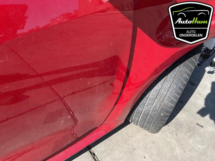 Toyota Yaris IV 1.5 12V Hybrid 115 Skrotfordon (2023, ROOD)