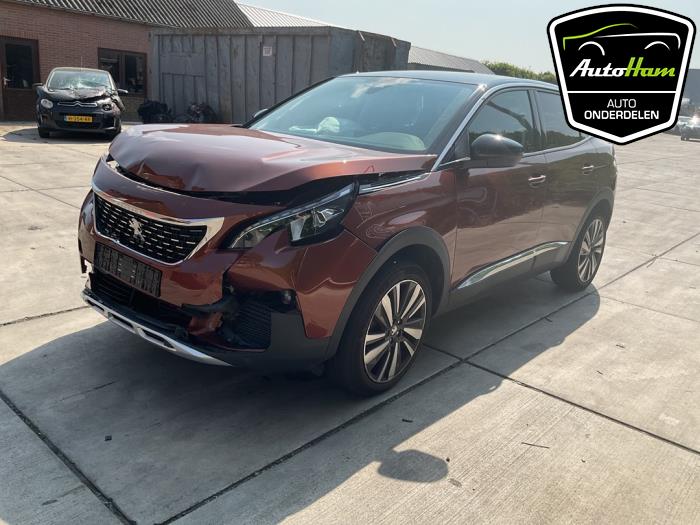 Peugeot 3008 II 1.2 12V e-THP PureTech 130 Skrotfordon (2018, BRUIN)
