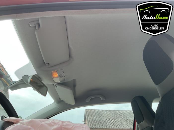 Volkswagen Up! 1.0 12V 75 Skrotfordon (2013, ROOD)