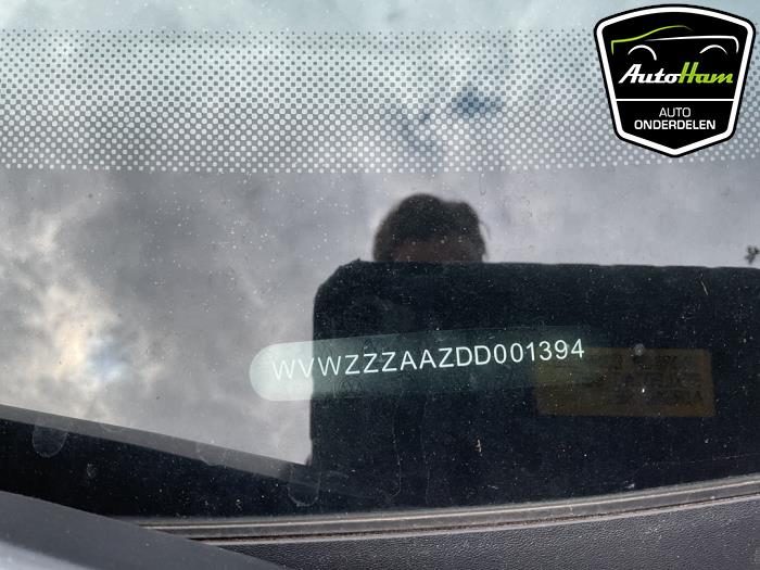 Volkswagen Up! 1.0 12V 75 Skrotfordon (2013, ROOD)