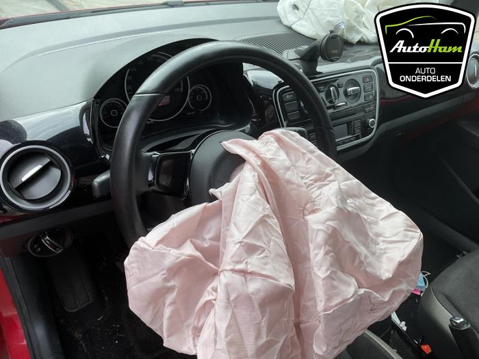 Volkswagen Up! 1.0 12V 75 Skrotfordon (2013, ROOD)