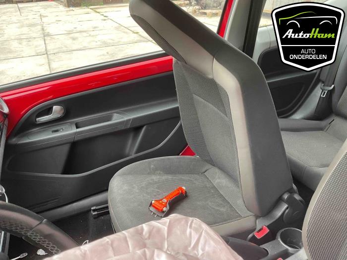 Volkswagen Up! 1.0 12V 75 Skrotfordon (2013, ROOD)