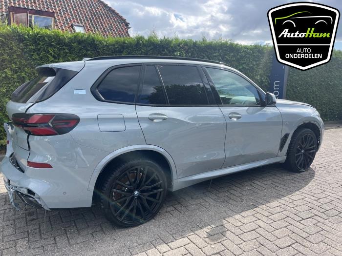 BMW X5 xDrive50e 3.0 24V Skrotfordon (2025, GRIJS)