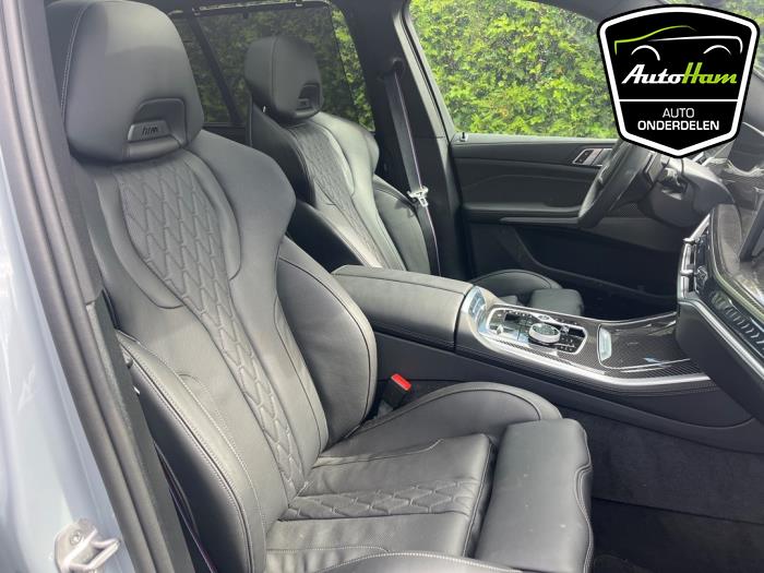 BMW X5 xDrive50e 3.0 24V Skrotfordon (2025, GRIJS)