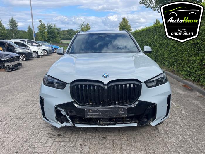 BMW X5 xDrive50e 3.0 24V Skrotfordon (2025, GRIJS)