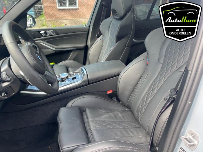 BMW X5 xDrive50e 3.0 24V Skrotfordon (2025, GRIJS)