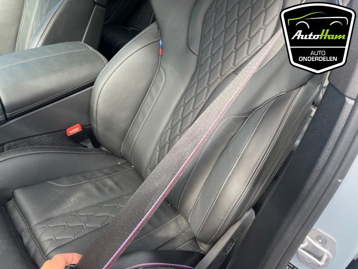 BMW X5 xDrive50e 3.0 24V Skrotfordon (2025, GRIJS)