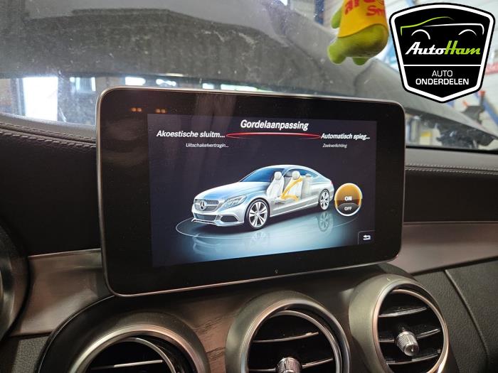 Mercedes C C-220d 2.2 16V BlueTEC Skrotfordon (2016, ZWART)