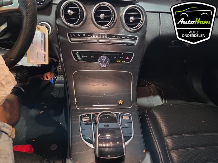 Mercedes C C-220d 2.2 16V BlueTEC Skrotfordon (2016, ZWART)