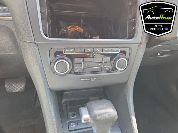 Volkswagen Golf VI 1.4 TSI 122 16V Skrotfordon (2010, ZWART)