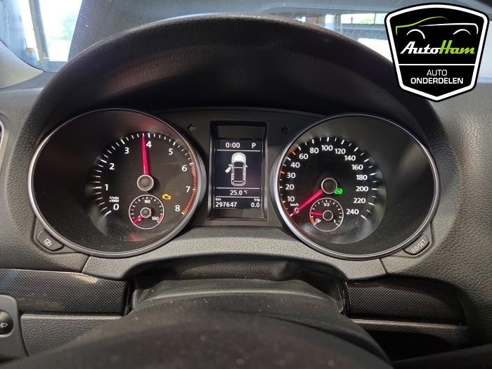 Volkswagen Golf VI 1.4 TSI 122 16V Skrotfordon (2010, ZWART)