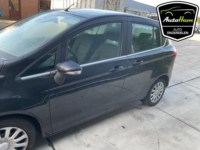 Ford B-Max 1.0 EcoBoost 12V 100 Samochód złomowany (2013, Czarny)