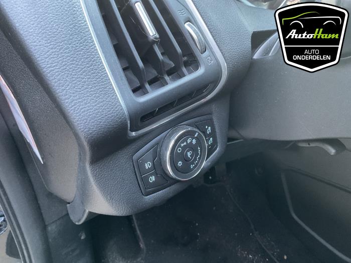 Ford B-Max 1.0 EcoBoost 12V 100 Samochód złomowany (2013, Czarny)