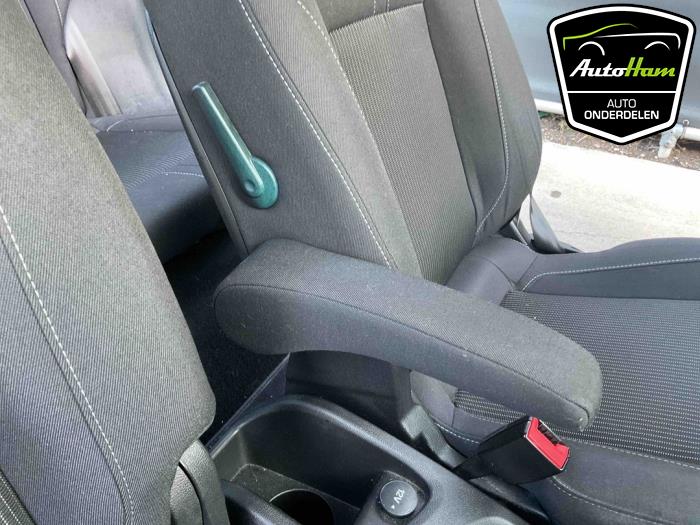 Ford B-Max 1.0 EcoBoost 12V 100 Samochód złomowany (2013, Czarny)