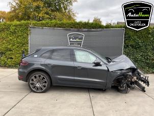 Porsche Macan 2.0 16V Turbo  (Sloop)