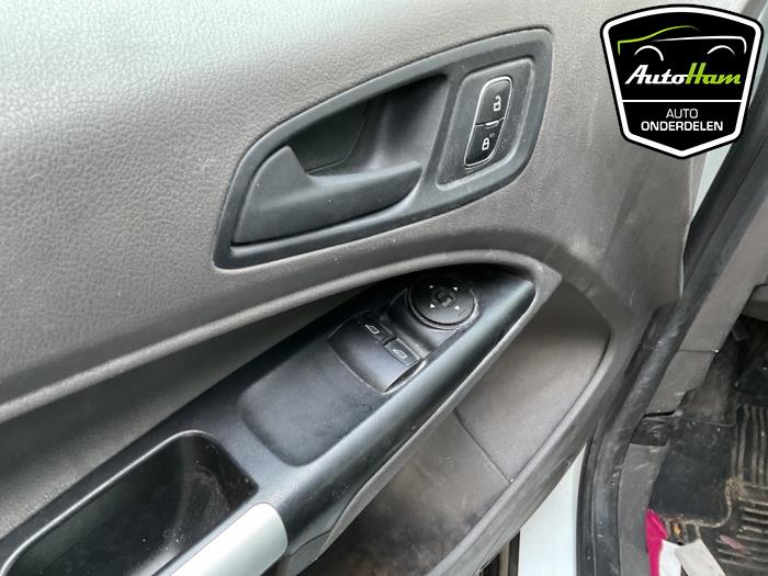 Ford Transit Connect 1.5 EcoBlue Skrotfordon (2020, WIT)