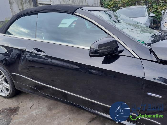 Mercedes E E-350 CGI V6 24V BlueEfficiency Skrotfordon (2012, ZWART)