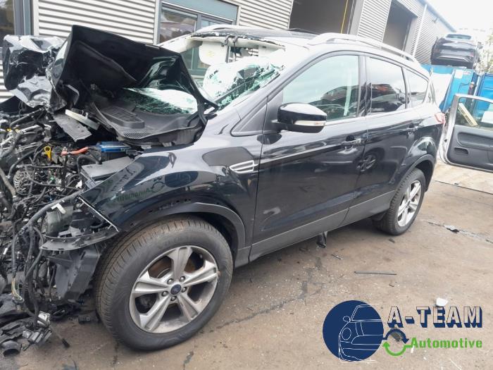 Ford Kuga II 1.6 EcoBoost 16V Sloopvoertuig (2013, Metallic, Zwart)