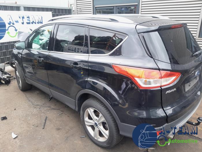 Ford Kuga II 1.6 EcoBoost 16V Sloopvoertuig (2013, Metallic, Zwart)