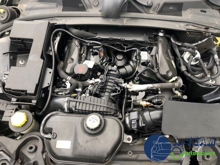 Jaguar XF 3.0 D V6 24V Skrotfordon (2010, ZWART)