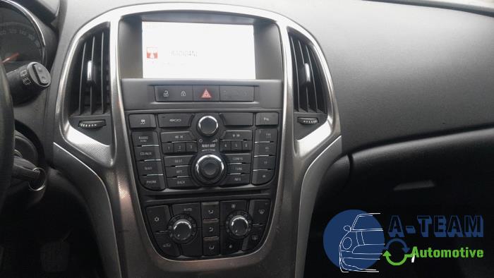 Opel Astra J 1.7 CDTi 16V EcoFLEX 130 Sloopvoertuig (2012, Zwart)