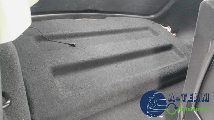 Nissan Qashqai 2.0 16V Skrotfordon (2007, BLAUW)