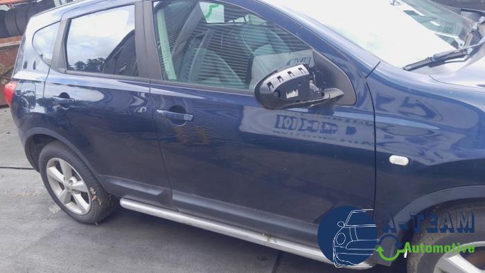 Nissan Qashqai 2.0 16V Skrotfordon (2007, BLAUW)