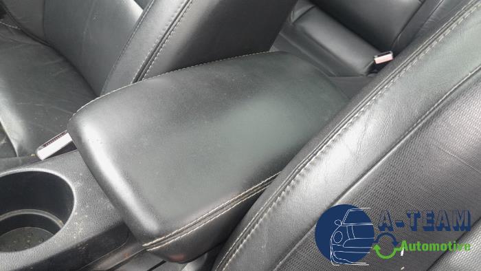 Nissan Qashqai 2.0 16V Skrotfordon (2007, BLAUW)